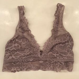 VS PINK MAUVE LACE BRALETTE